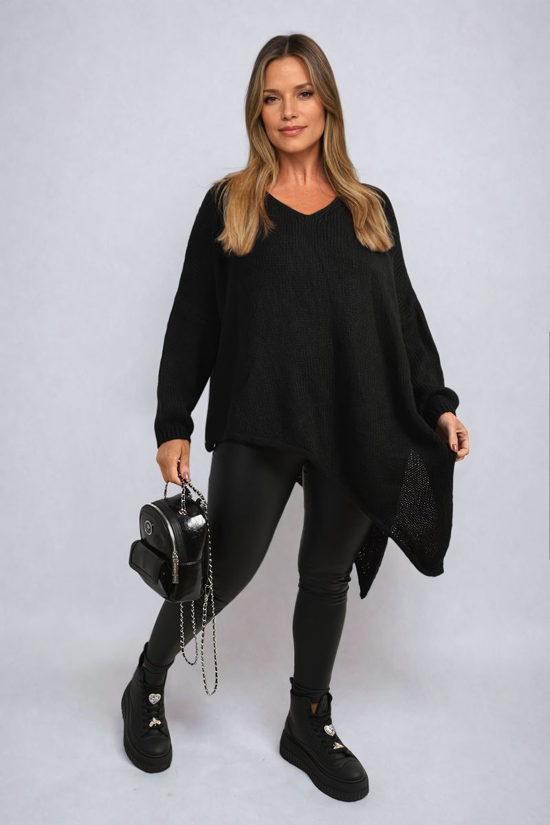 Oversized Knitted Jumper-Asymmetric