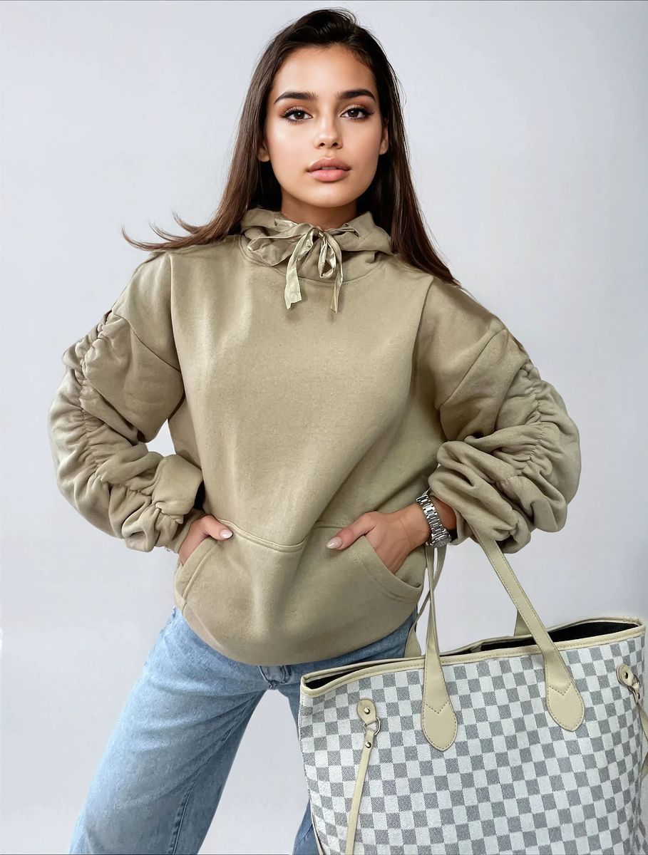 Discover the Ultimate Comfort with Our Oversized Carla Hoodie