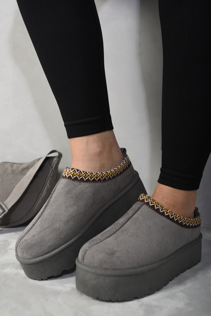 Detail Low Ankle Platform Slipper Boots-Aztec