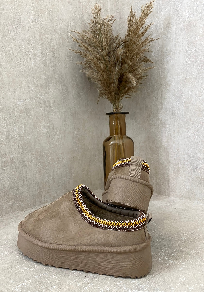 Detail Low Ankle Platform Slipper Boots-Aztec