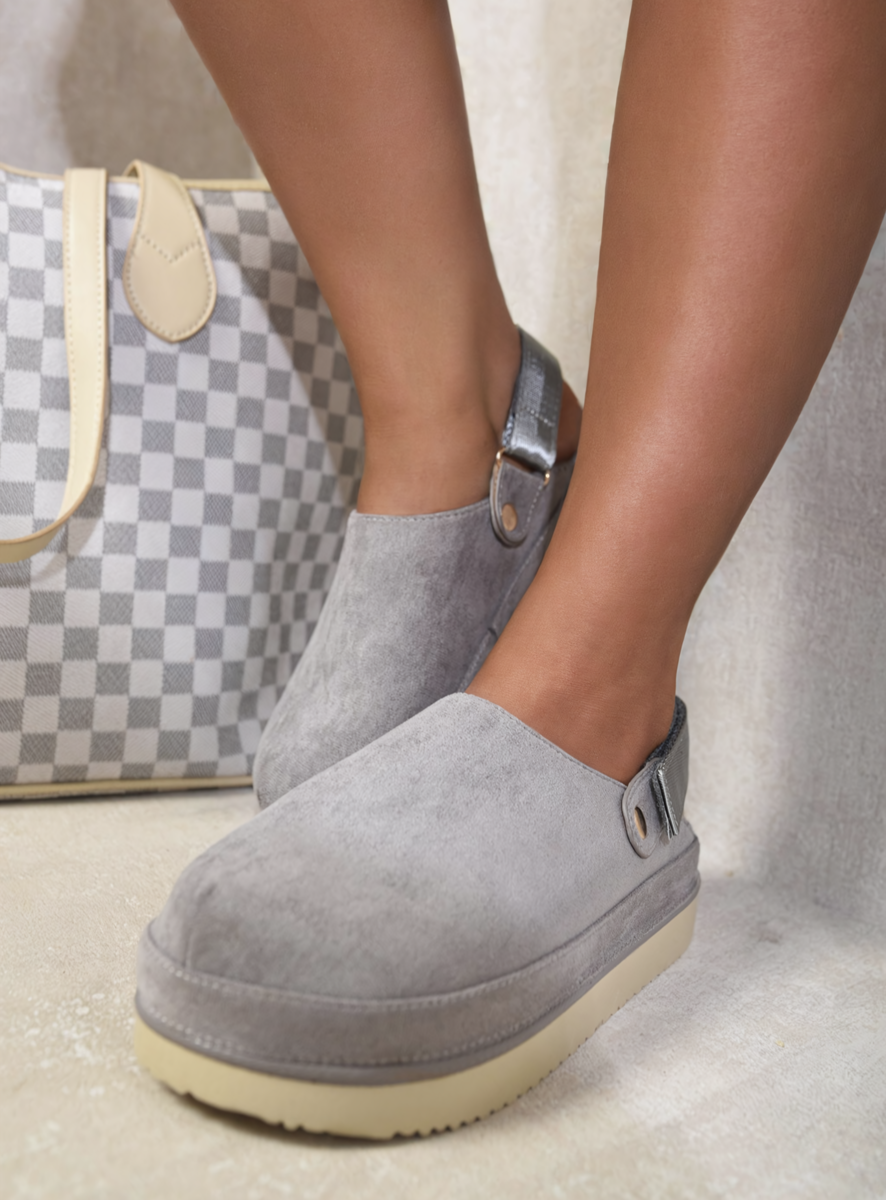 Elevate Your Look with Anna Chunky Slingback Closed Toe Clogs