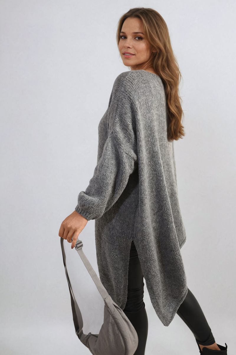 Oversized Knitted Jumper-Asymmetric