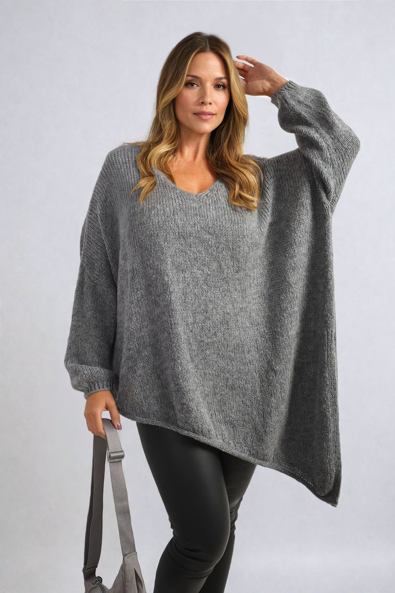 Oversized Knitted Jumper-Asymmetric