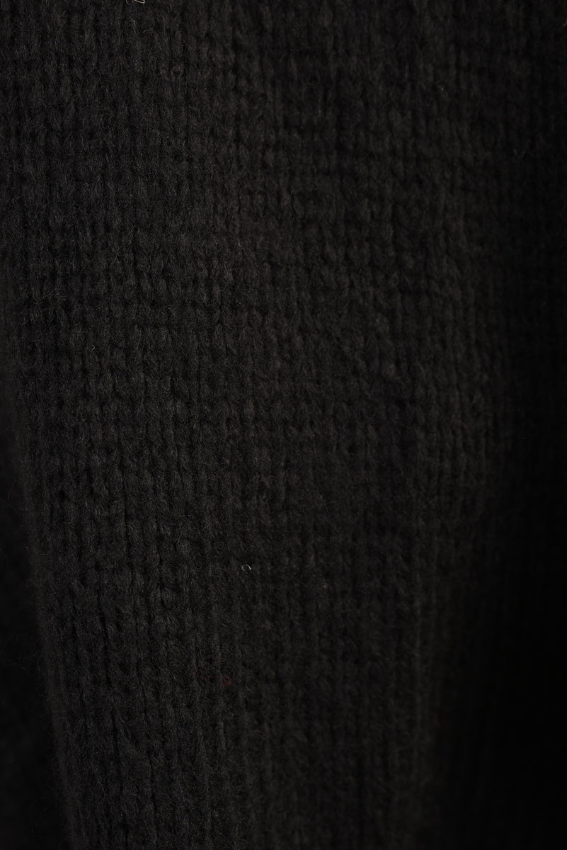 Oversized Knitted Jumper-Asymmetric