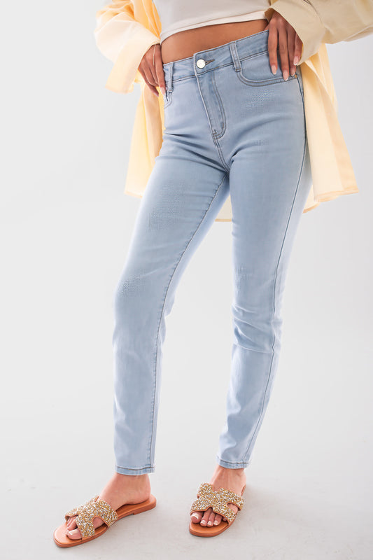 Discover Comfort and Style with Luna High-Waisted Skinny Fit Jeans